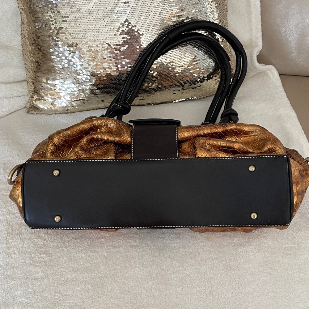 NWOT Puntotres Genuine Leather Spain Snake Print Elegant Gold Copper Handbag - Picture 7 of 12